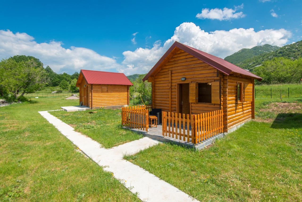 Lovcen Mountain Cottages Njegusi Exterior photo